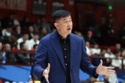 开云体育app-广东怎么又只靠外援？三少全场只得到13分，各将定位都不明确！