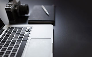 刘禹彤社媒分享日常：年度最简单手势舞和最好看滤镜